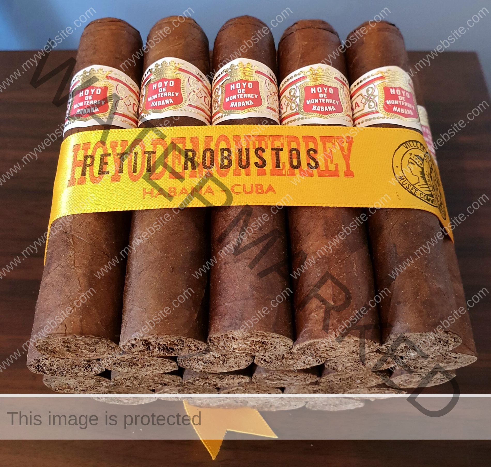 Buy hoyo de monterrey petit robusto Buy hoyo de monterrey petit robusto